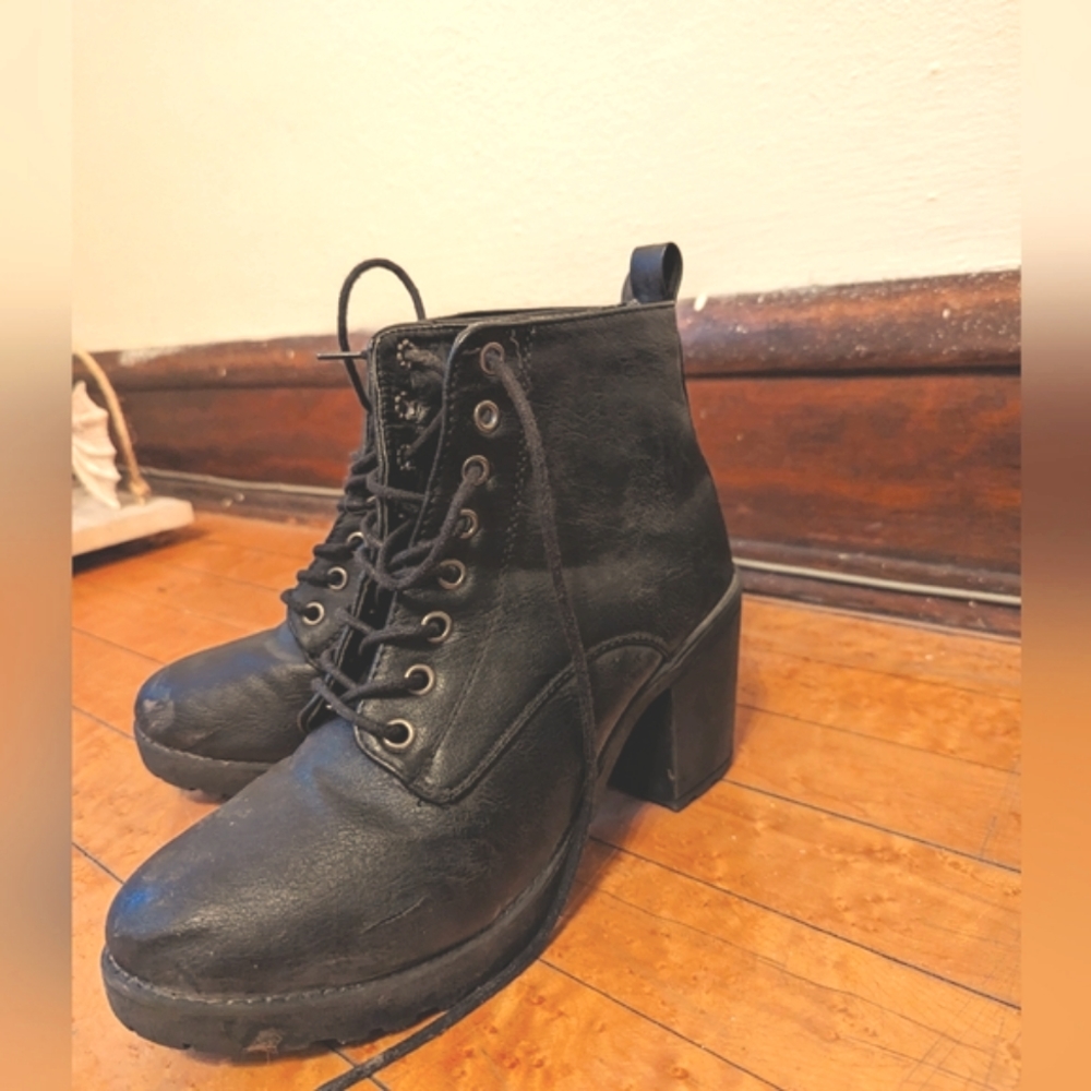 Black goth combat lace up boots